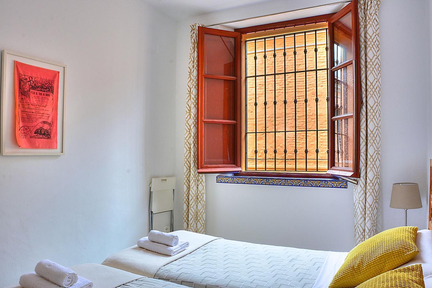 Apartamento Torre De La Plata Sevilla Exterior foto